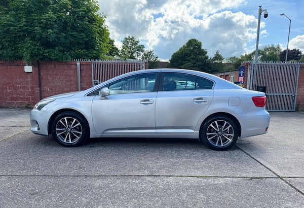 Used Toyota Avensis 2015 for sale - 74758685: Photo 41