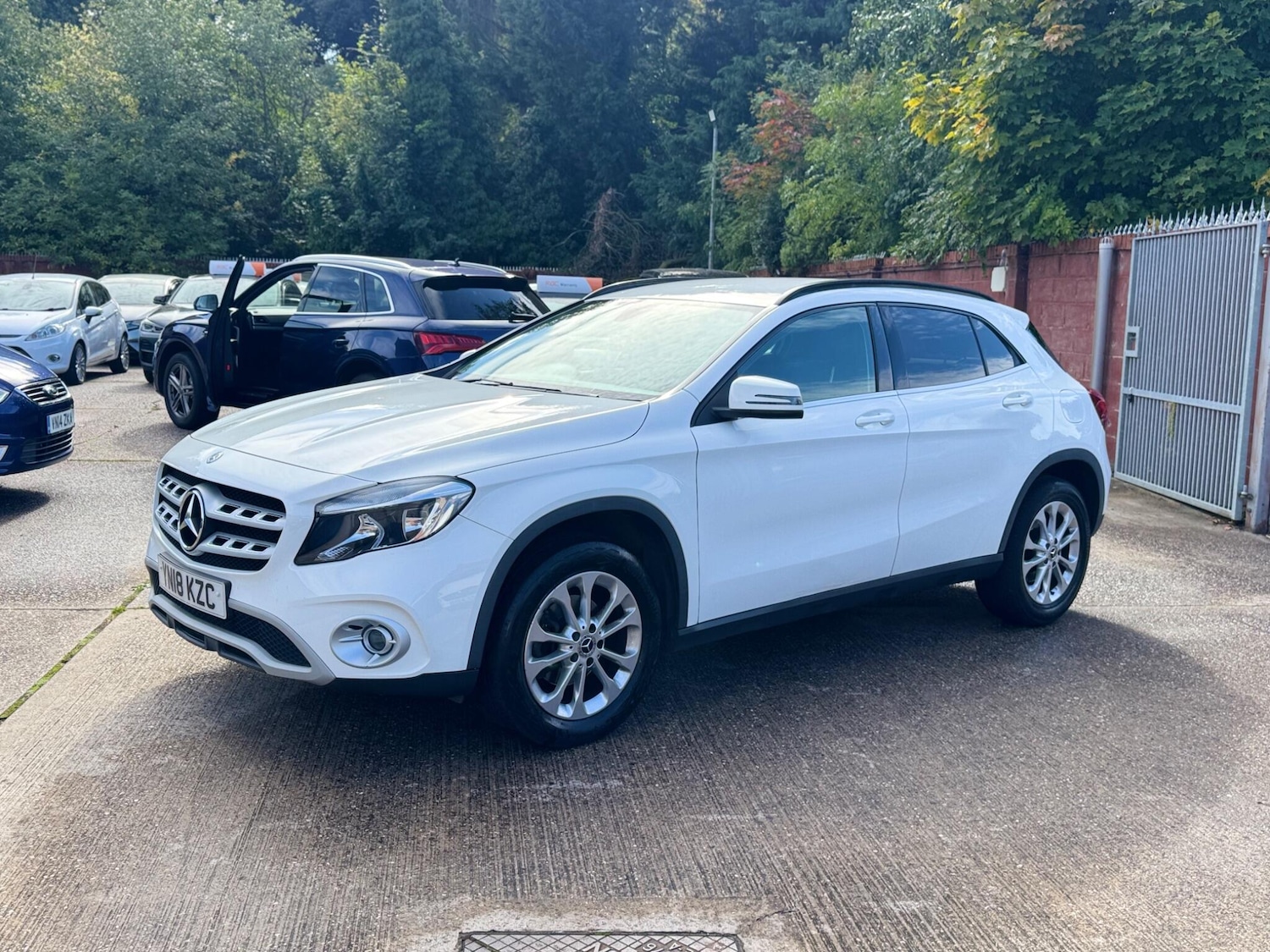 Used Mercedes-Benz GLA 2018 for sale - 76990248: Photo 8