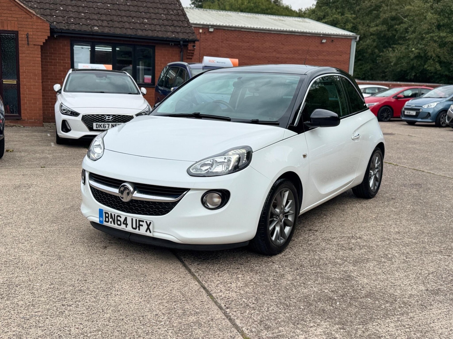 Used Vauxhall Adam 2014 for sale - 76094423: Photo 6