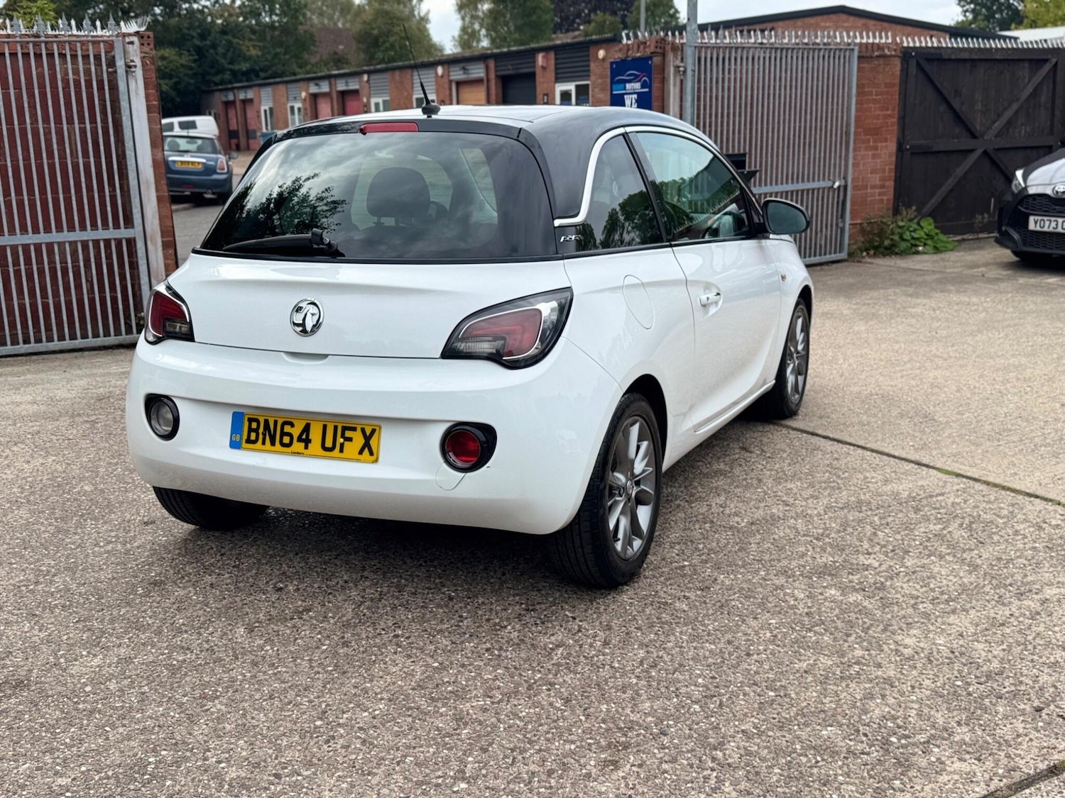 Used Vauxhall Adam 2014 for sale - 76094423: Photo 8