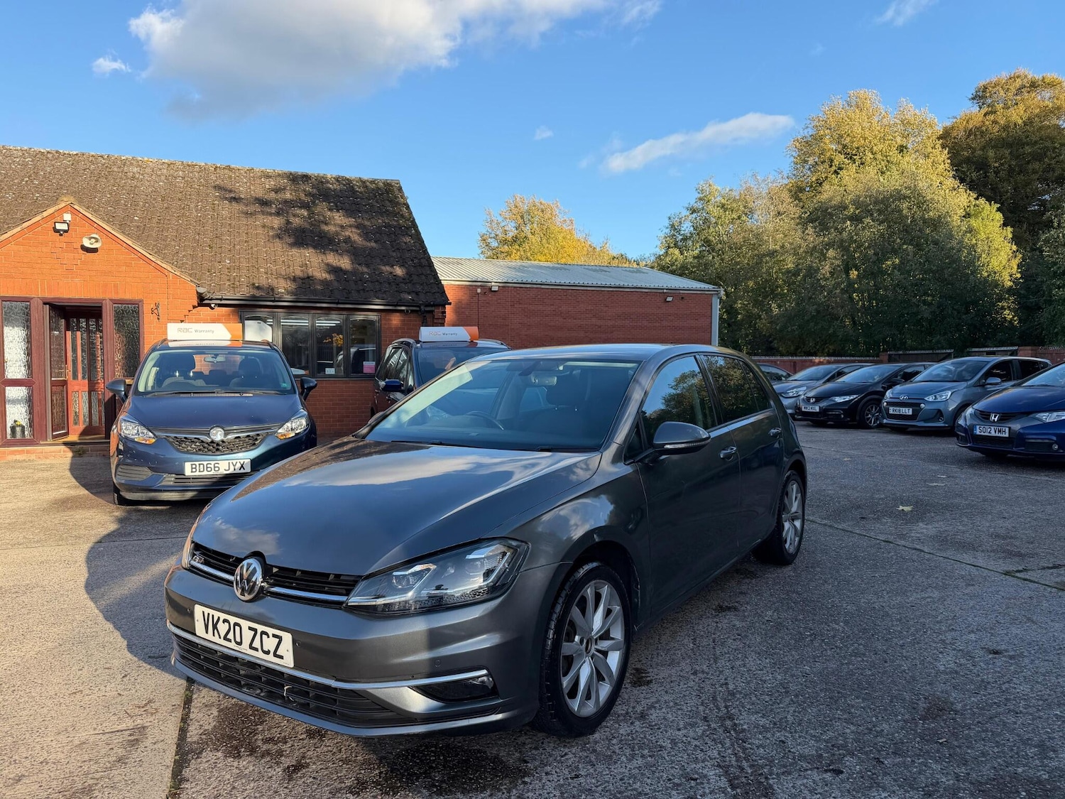 Used Volkswagen Golf 2020 for sale - 76380894: Photo 4