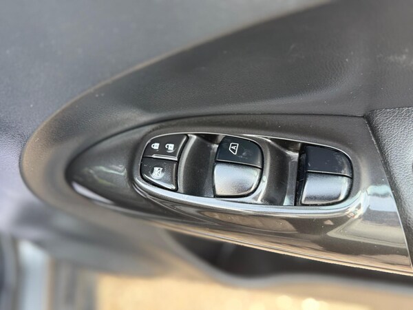 Used Nissan Juke 2015 for sale - 76315170: Photo 19