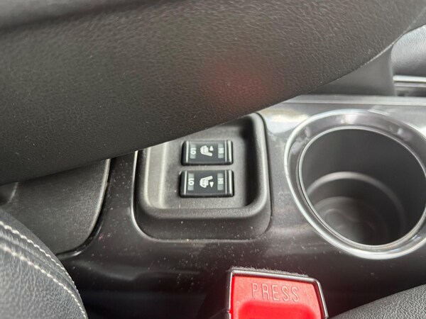 Used Nissan Juke 2015 for sale - 76315170: Photo 26
