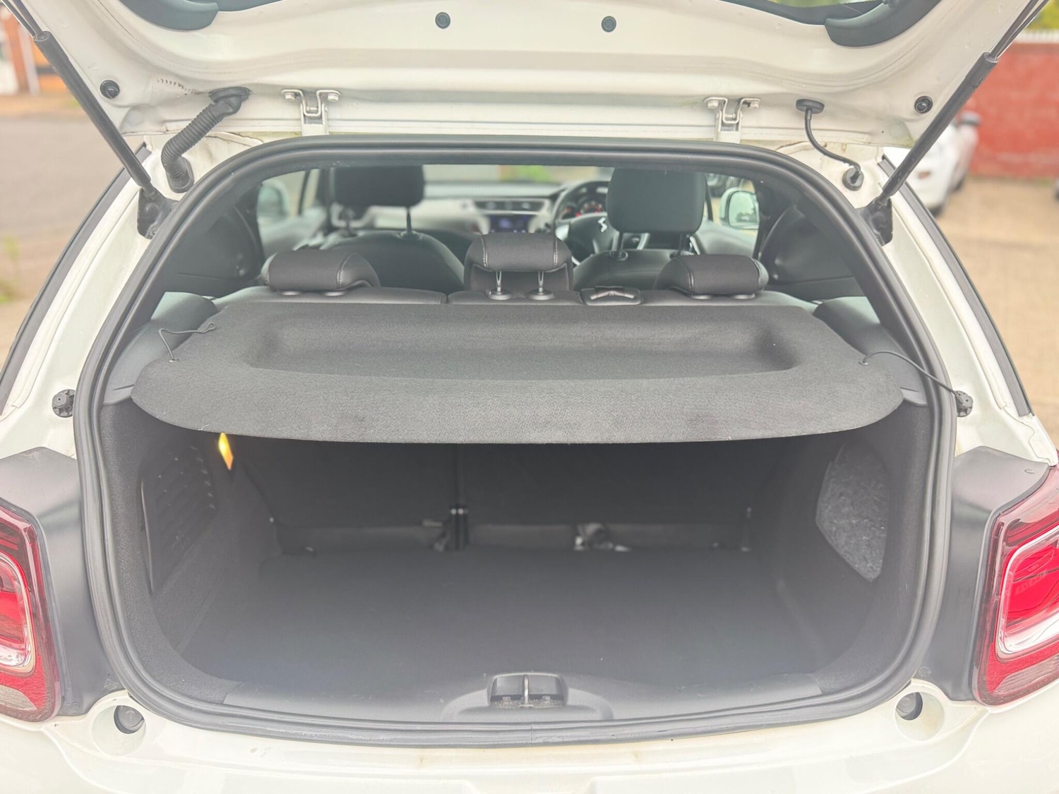 Used DS Automobiles DS 3 2016 for sale - 76993234: Photo 38