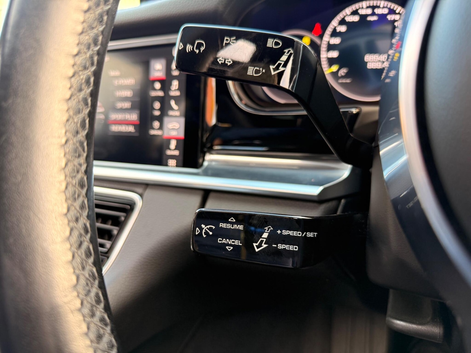 Used Porsche Panamera 2017 for sale - 76522091: Photo 74