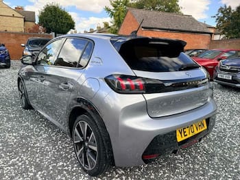 Used Peugeot 208 2020 for sale - 79698931: Photo