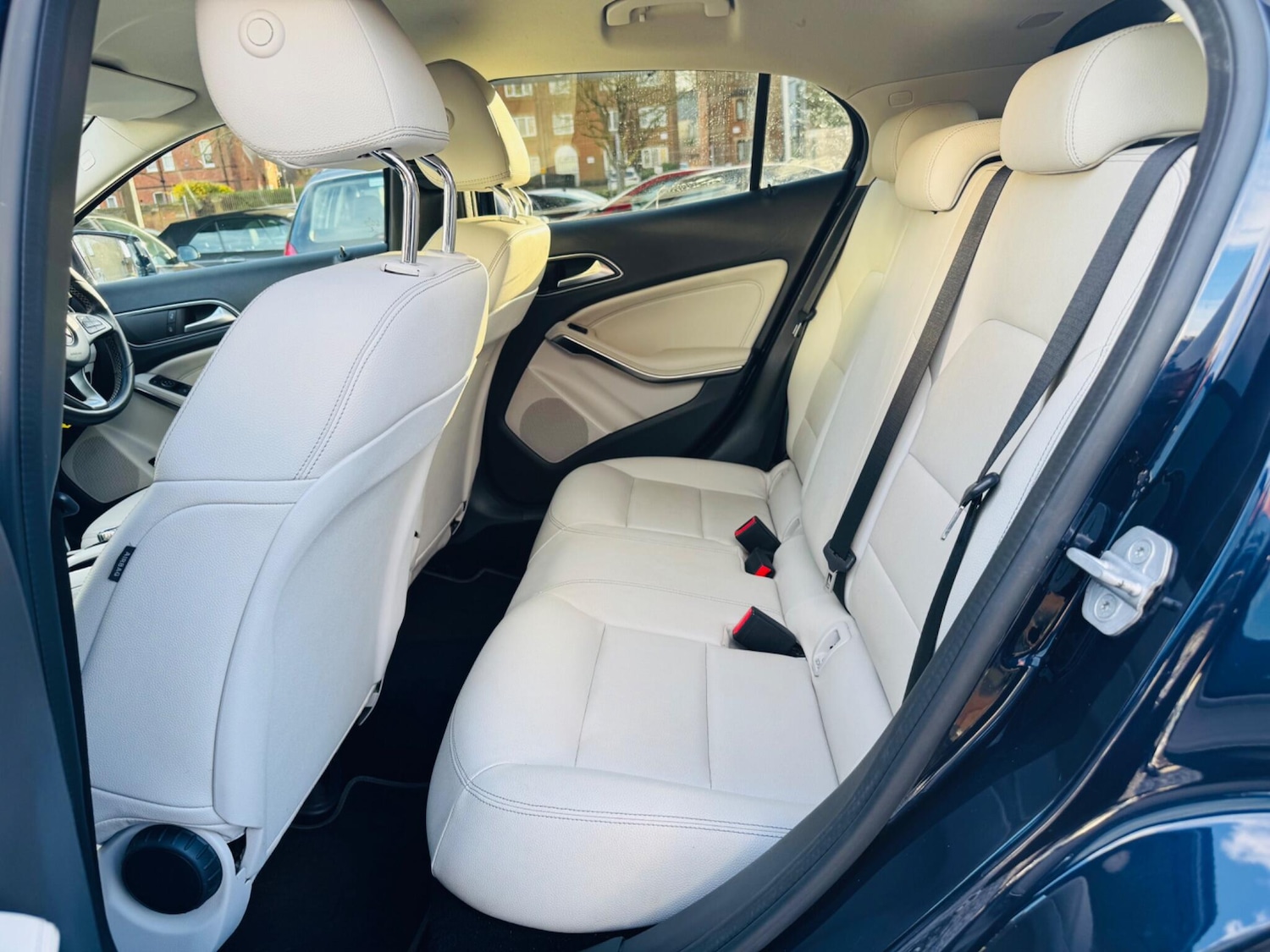 Used Mercedes-Benz GLA 2017 for sale - 77940290: Photo 30