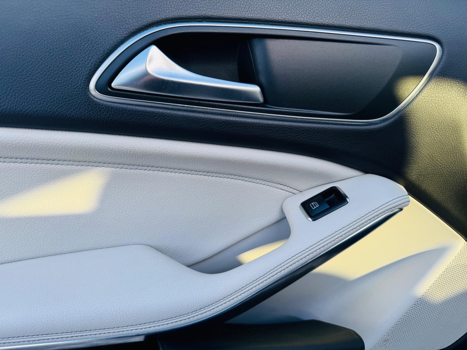 Used Mercedes-Benz GLA 2017 for sale - 77940290: Photo 35