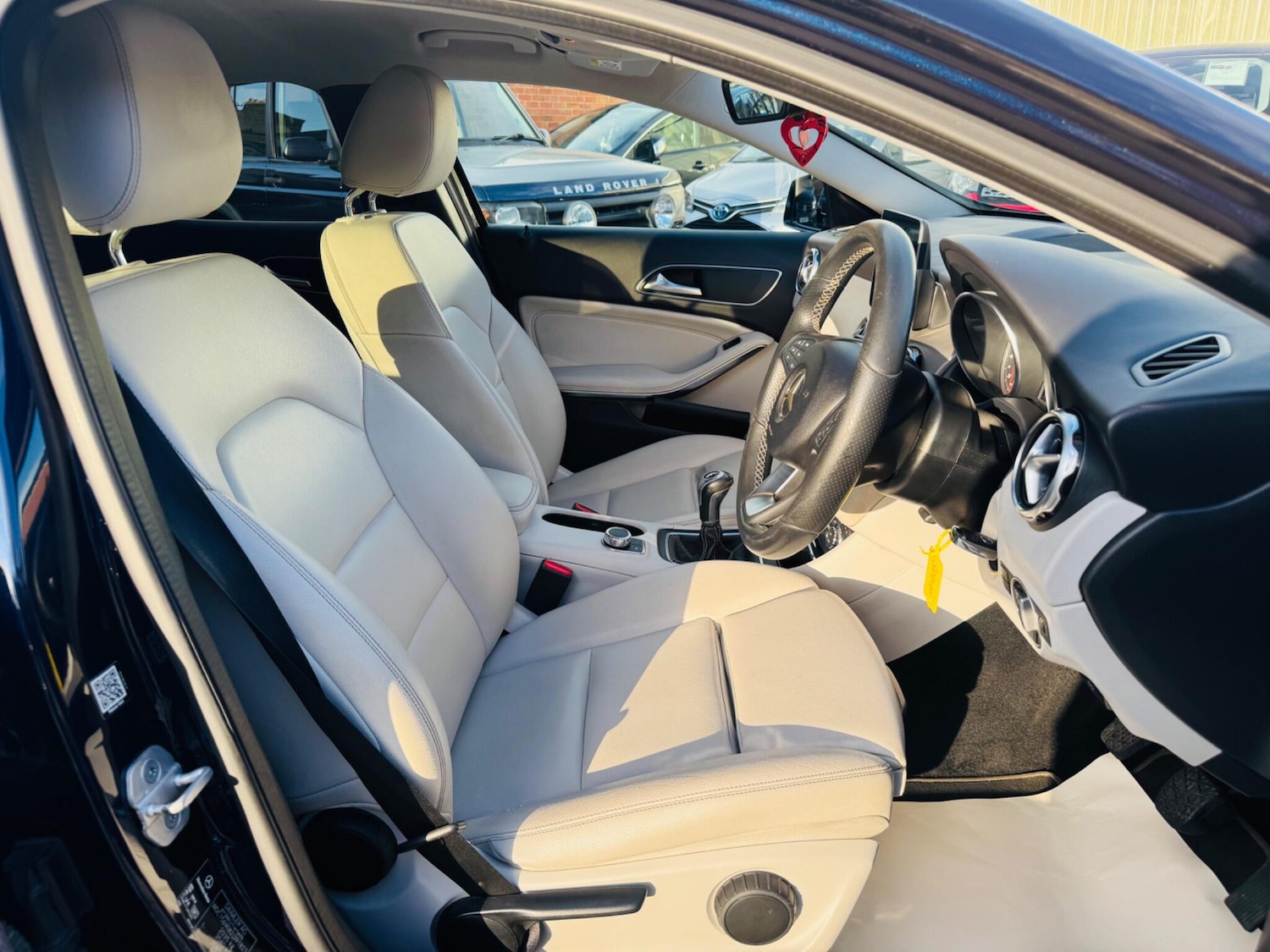 Used Mercedes-Benz GLA 2017 for sale - 77940290: Photo 38