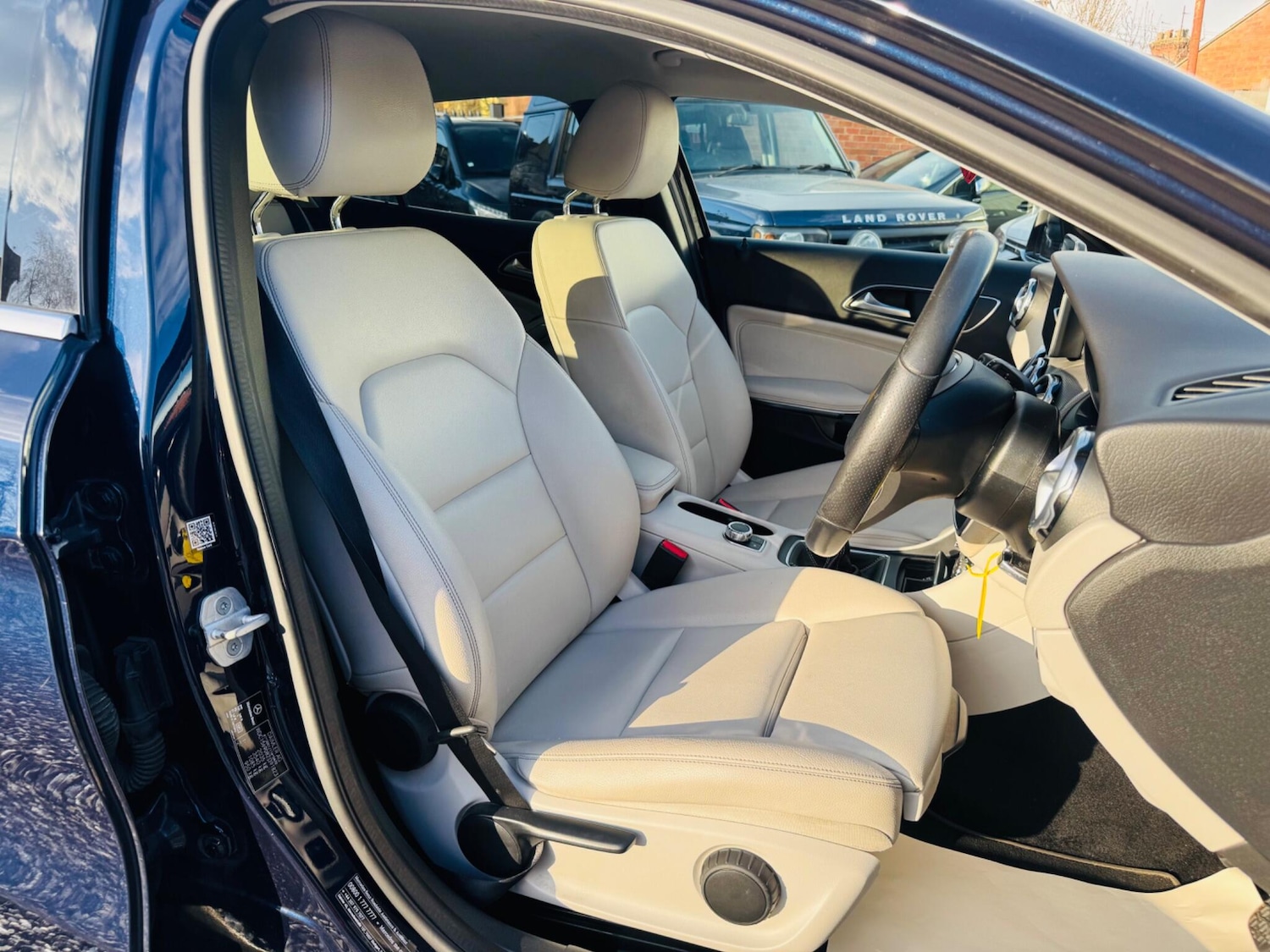 Used Mercedes-Benz GLA 2017 for sale - 77940290: Photo 41