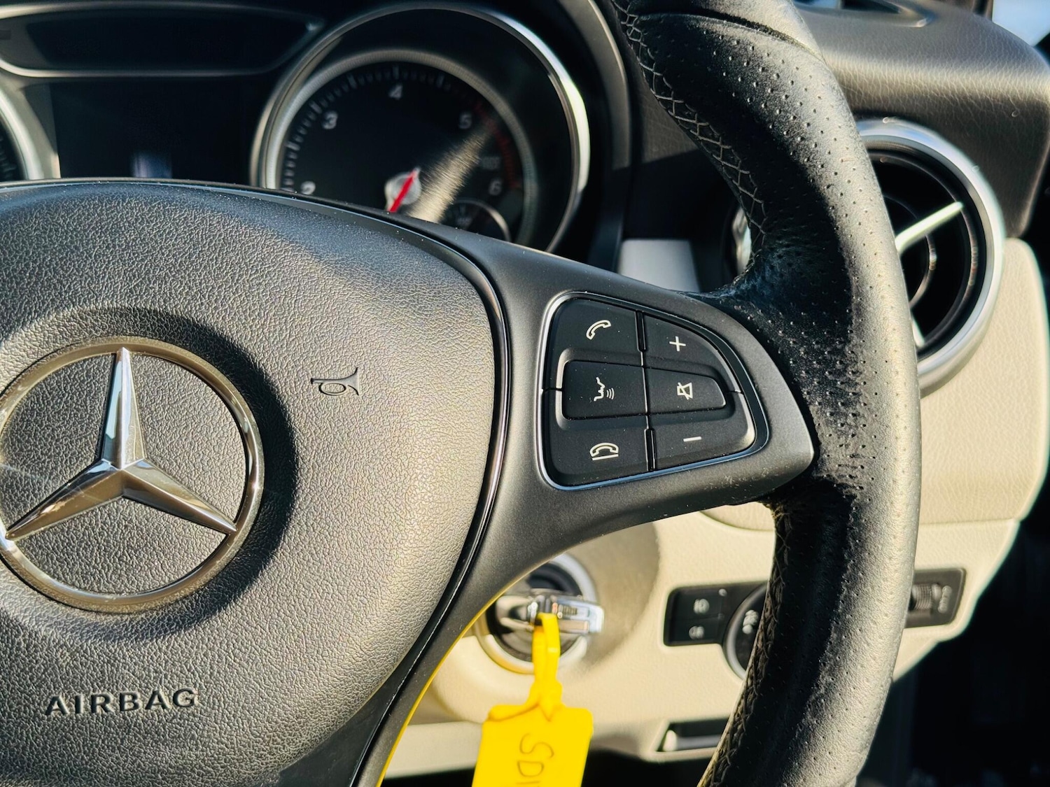 Used Mercedes-Benz GLA 2017 for sale - 77940290: Photo 43