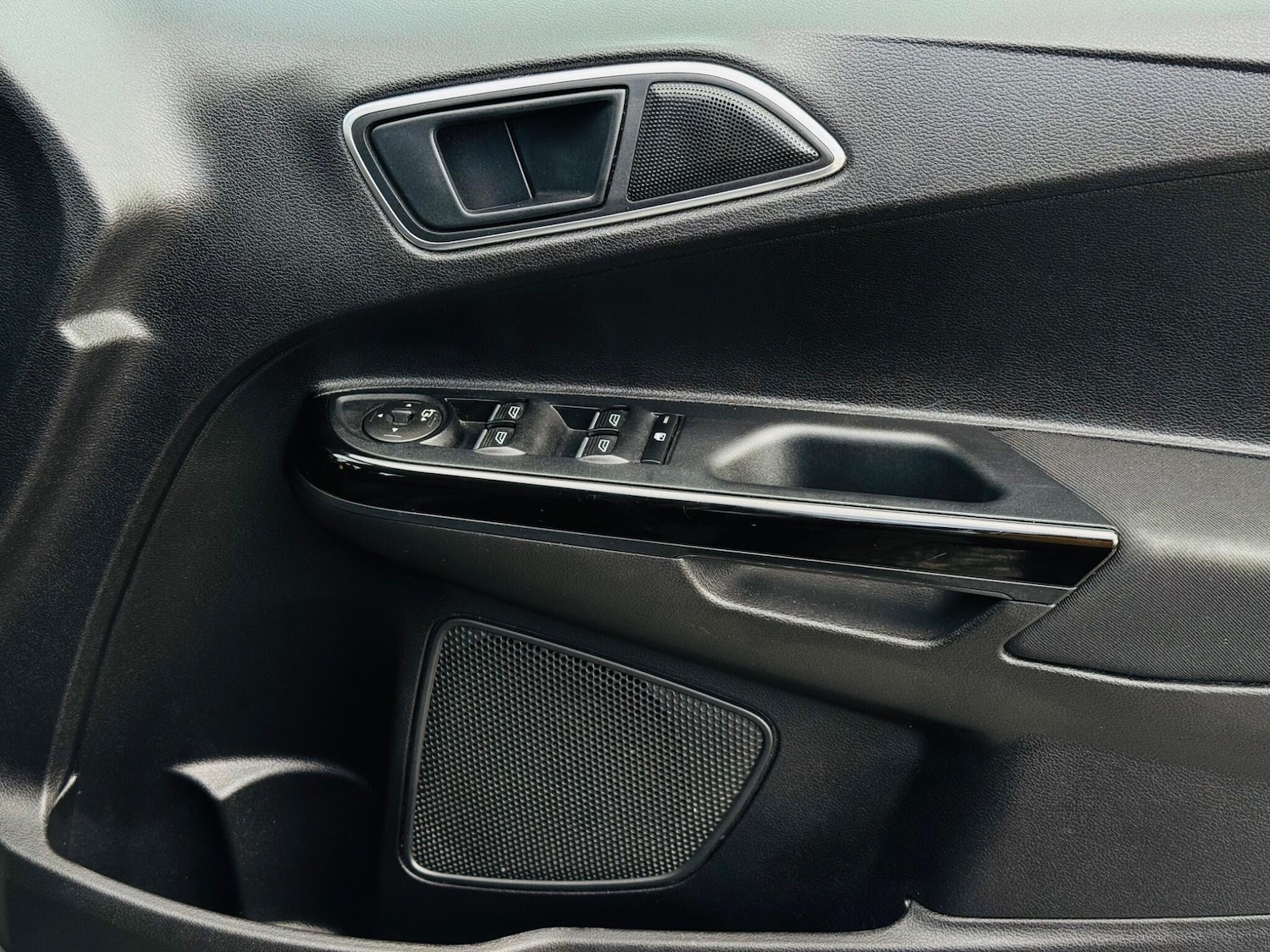 Used Ford B-MAX 2017 for sale - 78072509: Photo 42