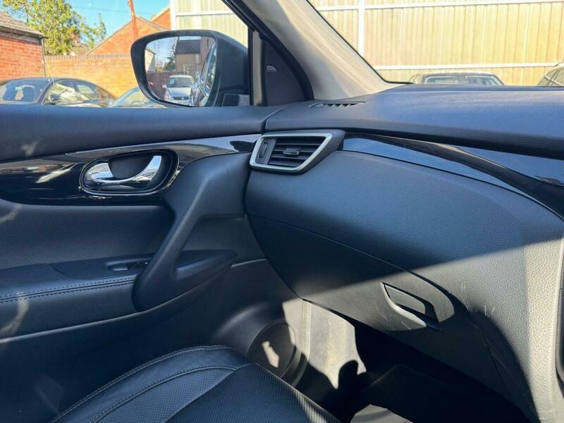 Used Nissan Qashqai 2015 for sale - 78185460: Photo 64