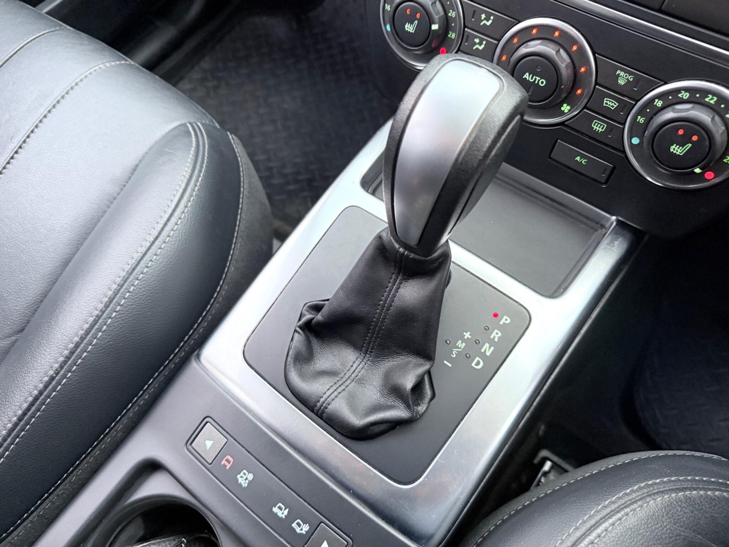 Used Land Rover Freelander 2013 for sale - 76645732: Photo 61