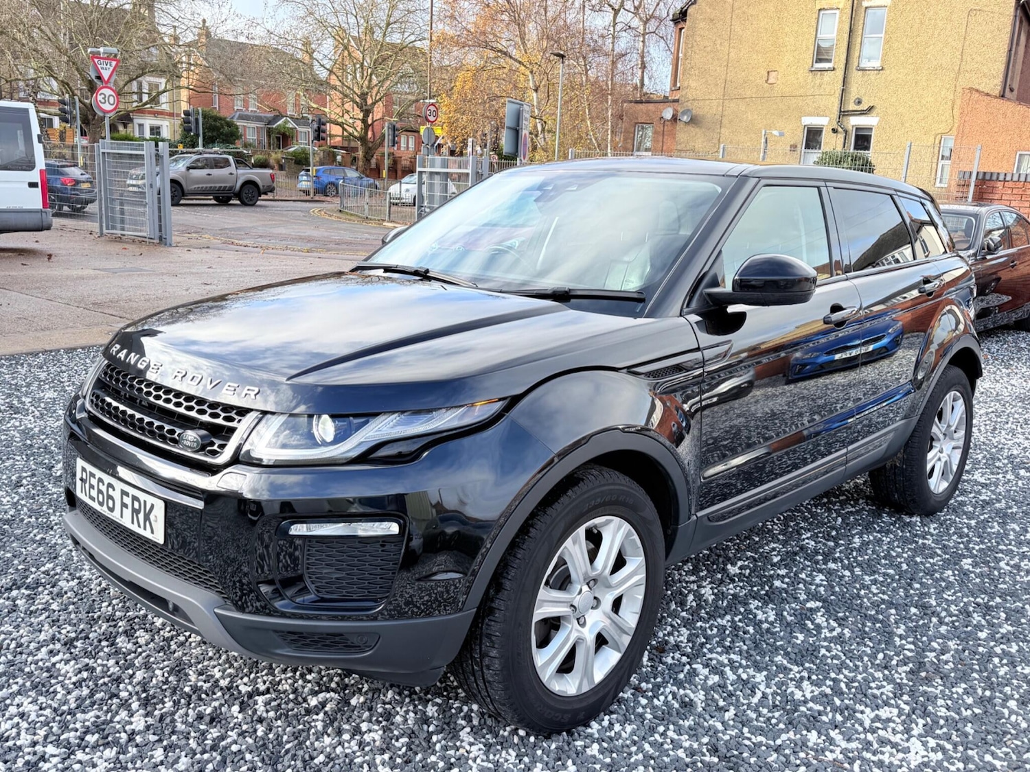 Used Land Rover Range Rover Evoque 2016 for sale - 76850292: Photo 11