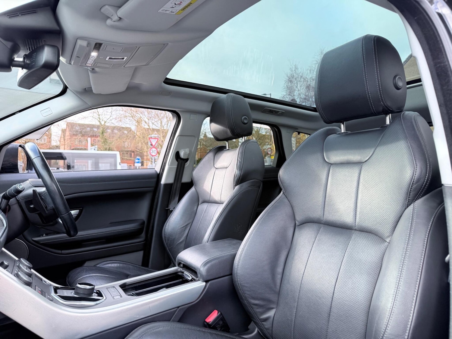 Used Land Rover Range Rover Evoque 2016 for sale - 76850292: Photo 35