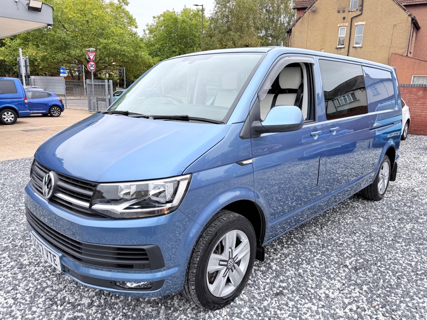 Used Volkswagen Transporter 2017 for sale - 76260068: Photo 11