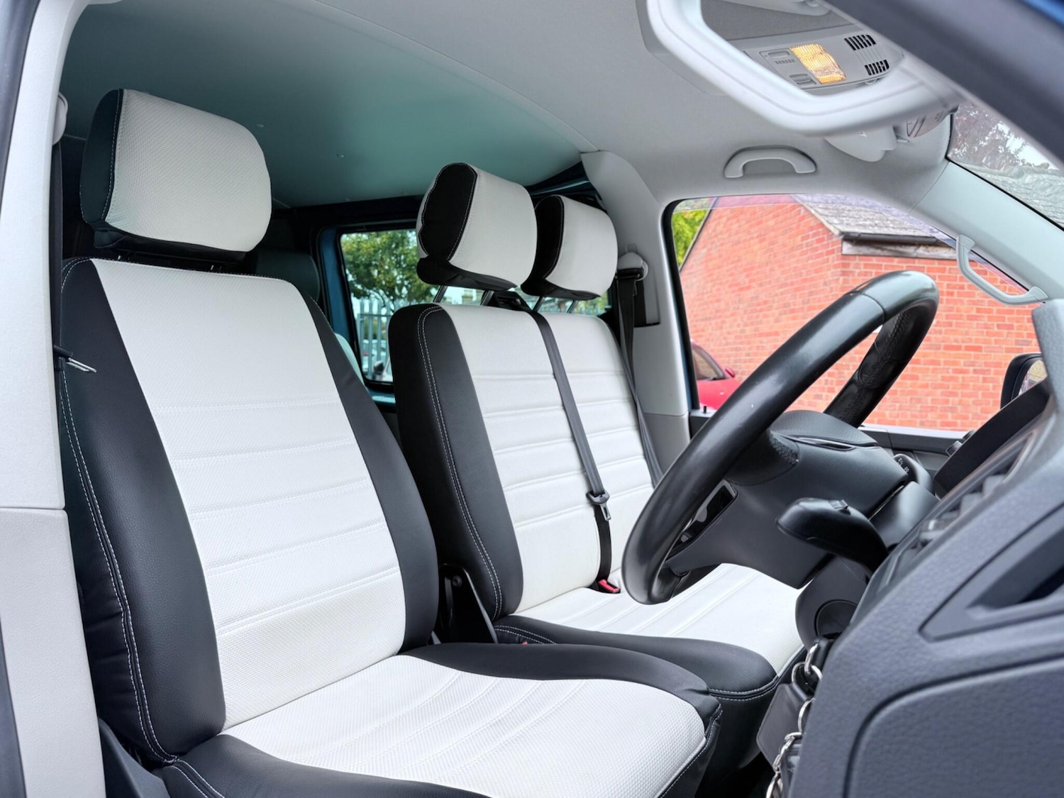 Used Volkswagen Transporter 2017 for sale - 76260068: Photo 33