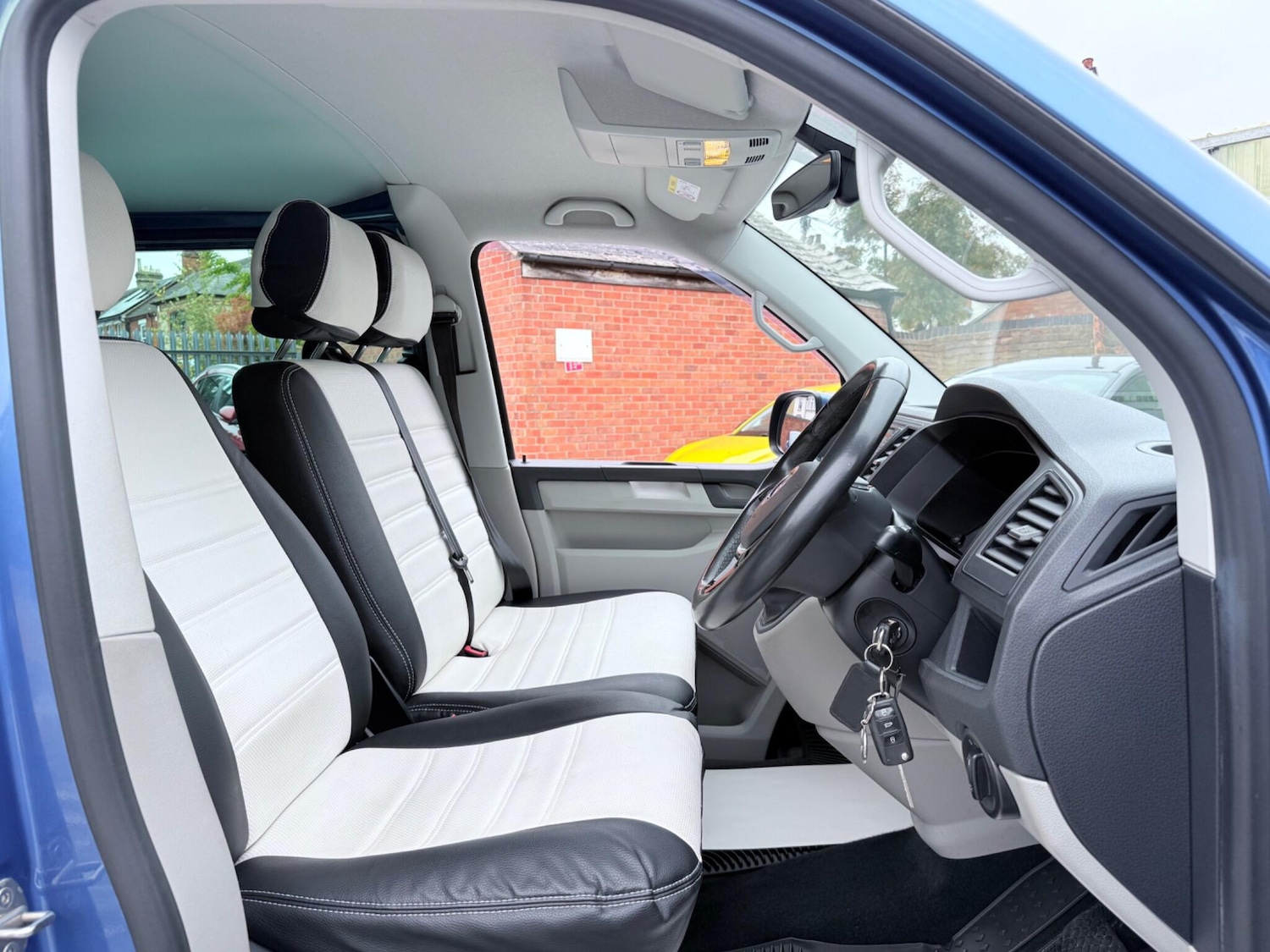 Used Volkswagen Transporter 2017 for sale - 76260068: Photo 34