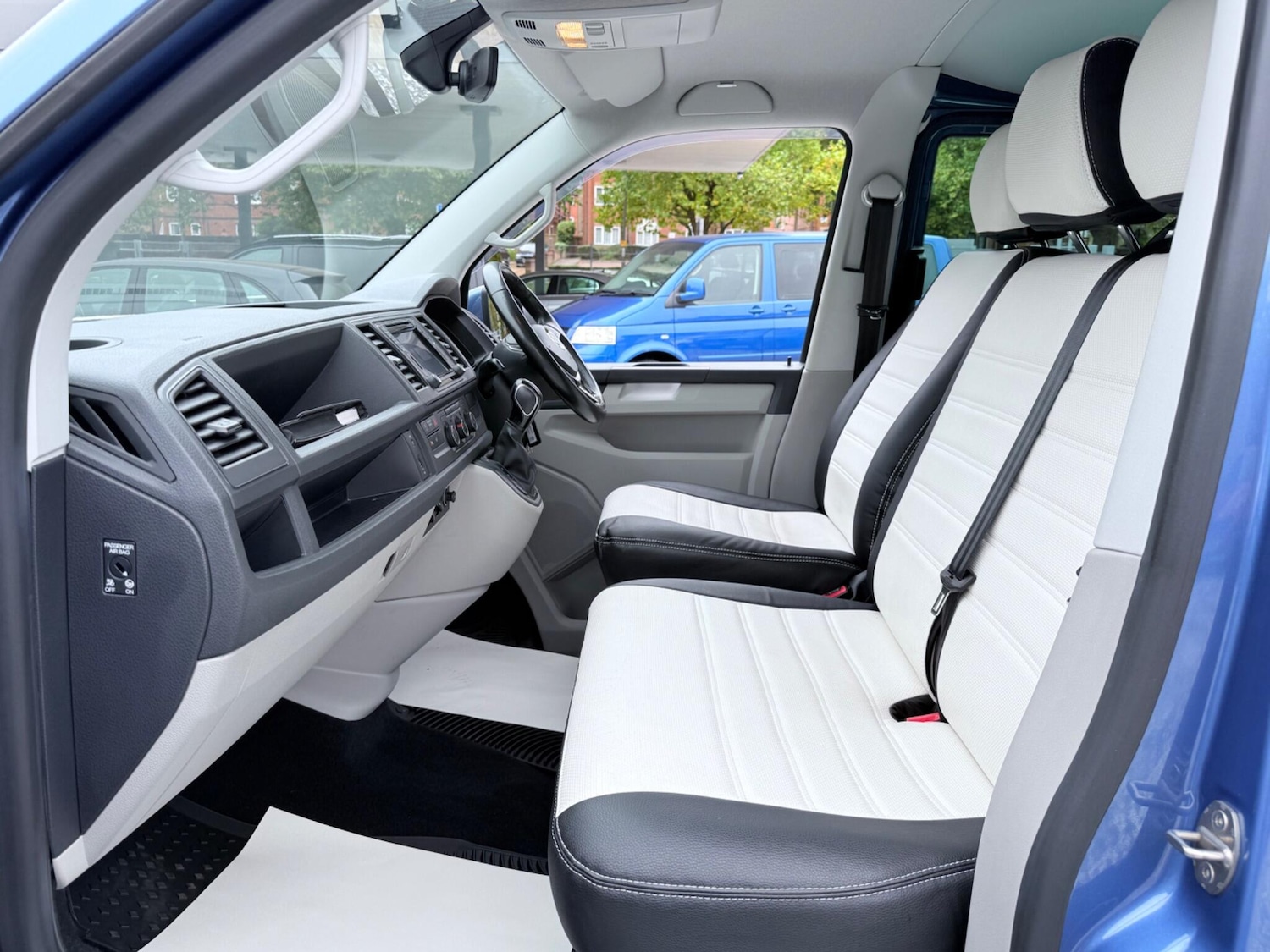 Used Volkswagen Transporter 2017 for sale - 76260068: Photo 37