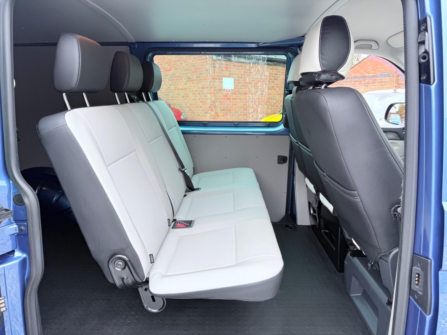 Used Volkswagen Transporter 2017 for sale - 76260068: Photo 45