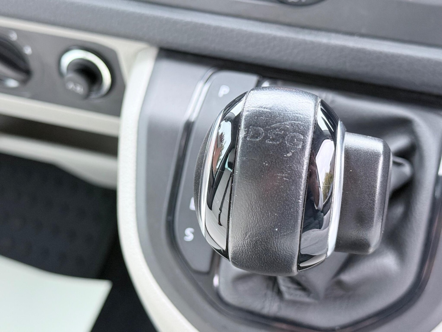 Used Volkswagen Transporter 2017 for sale - 76260068: Photo 61