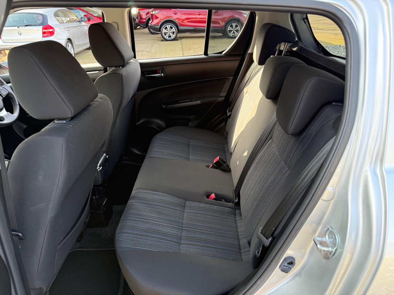 Used Suzuki Swift 2014 for sale - 77671539: Photo 36