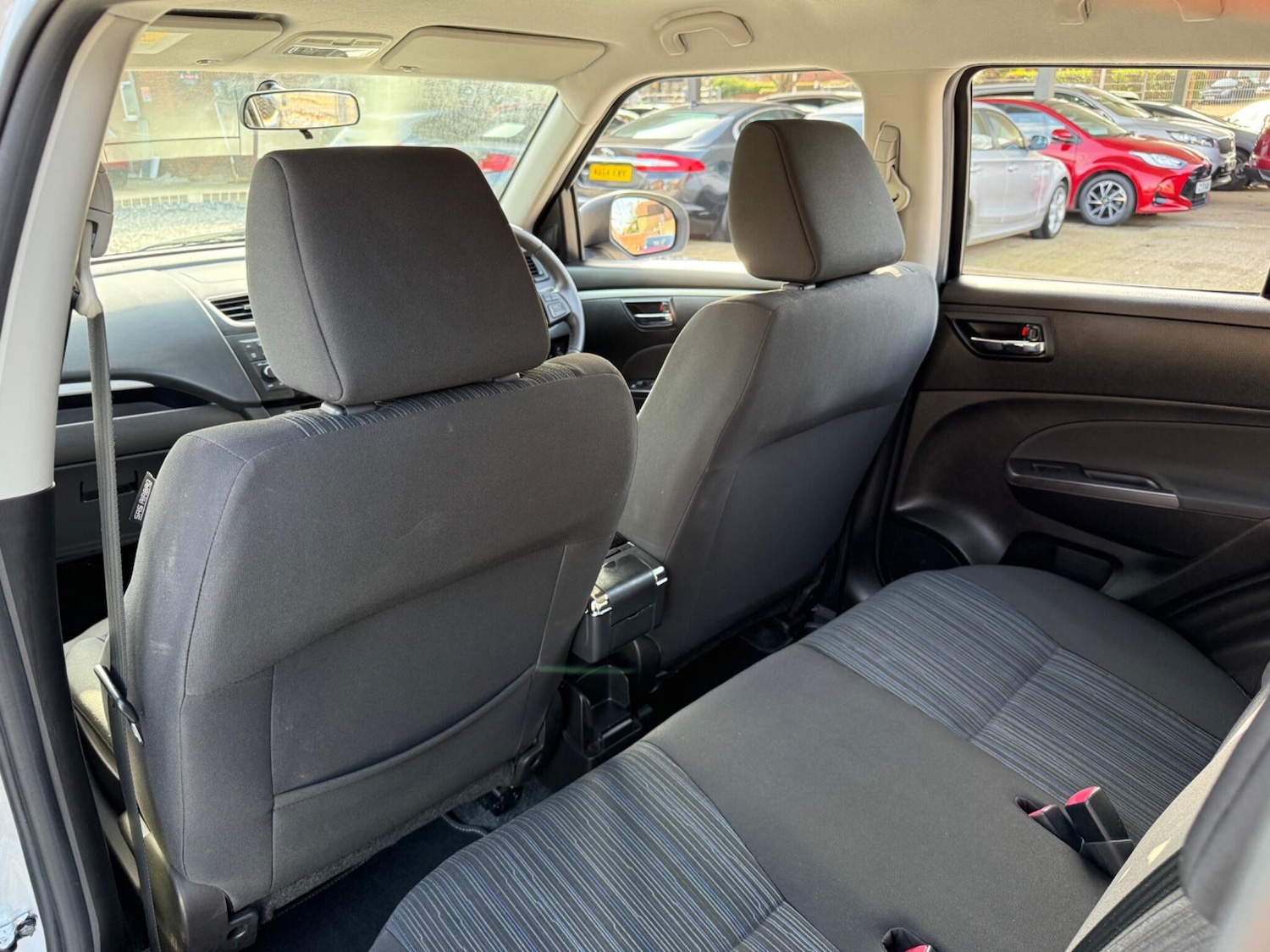 Used Suzuki Swift 2014 for sale - 77671539: Photo 38