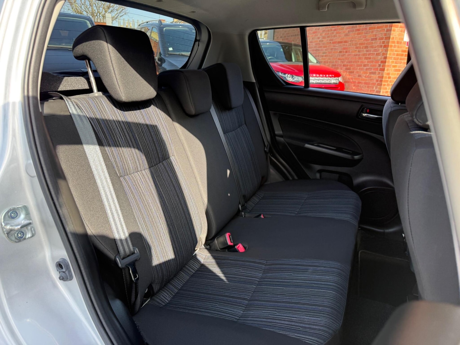 Used Suzuki Swift 2014 for sale - 77671539: Photo 40