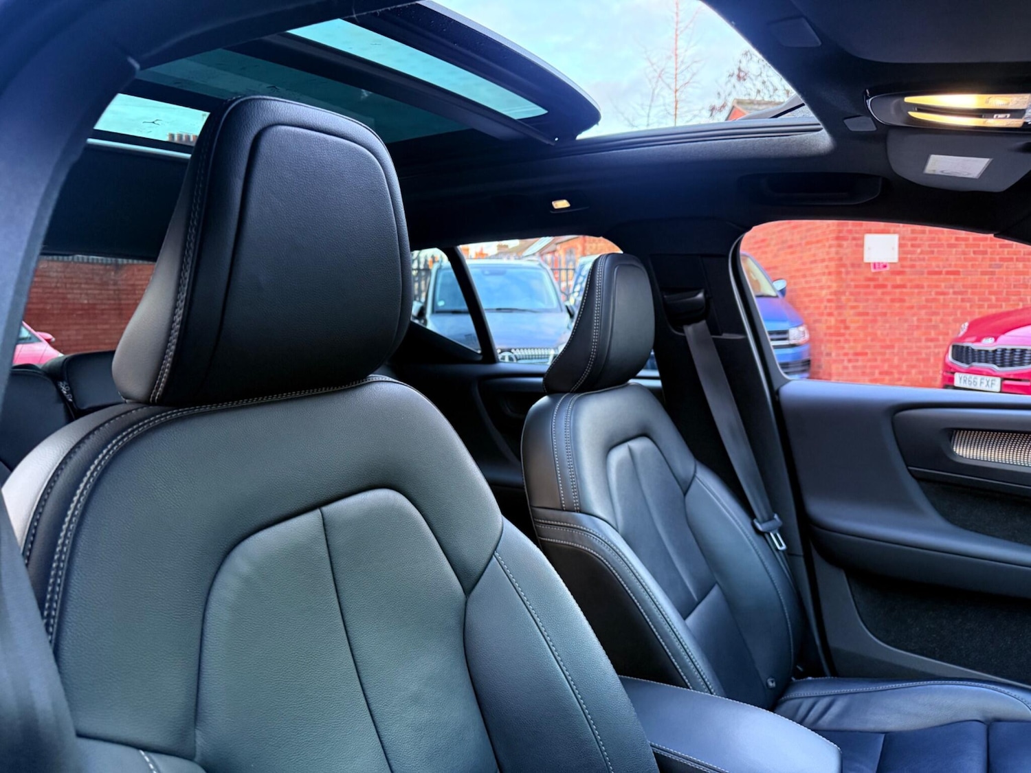 Used Volvo XC40 2021 for sale - 77278728: Photo 49