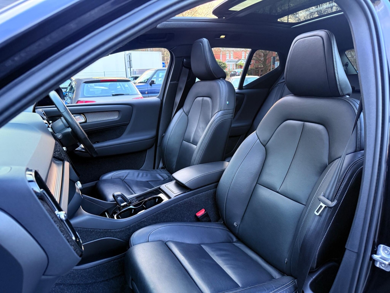 Used Volvo XC40 2021 for sale - 77278728: Photo 50