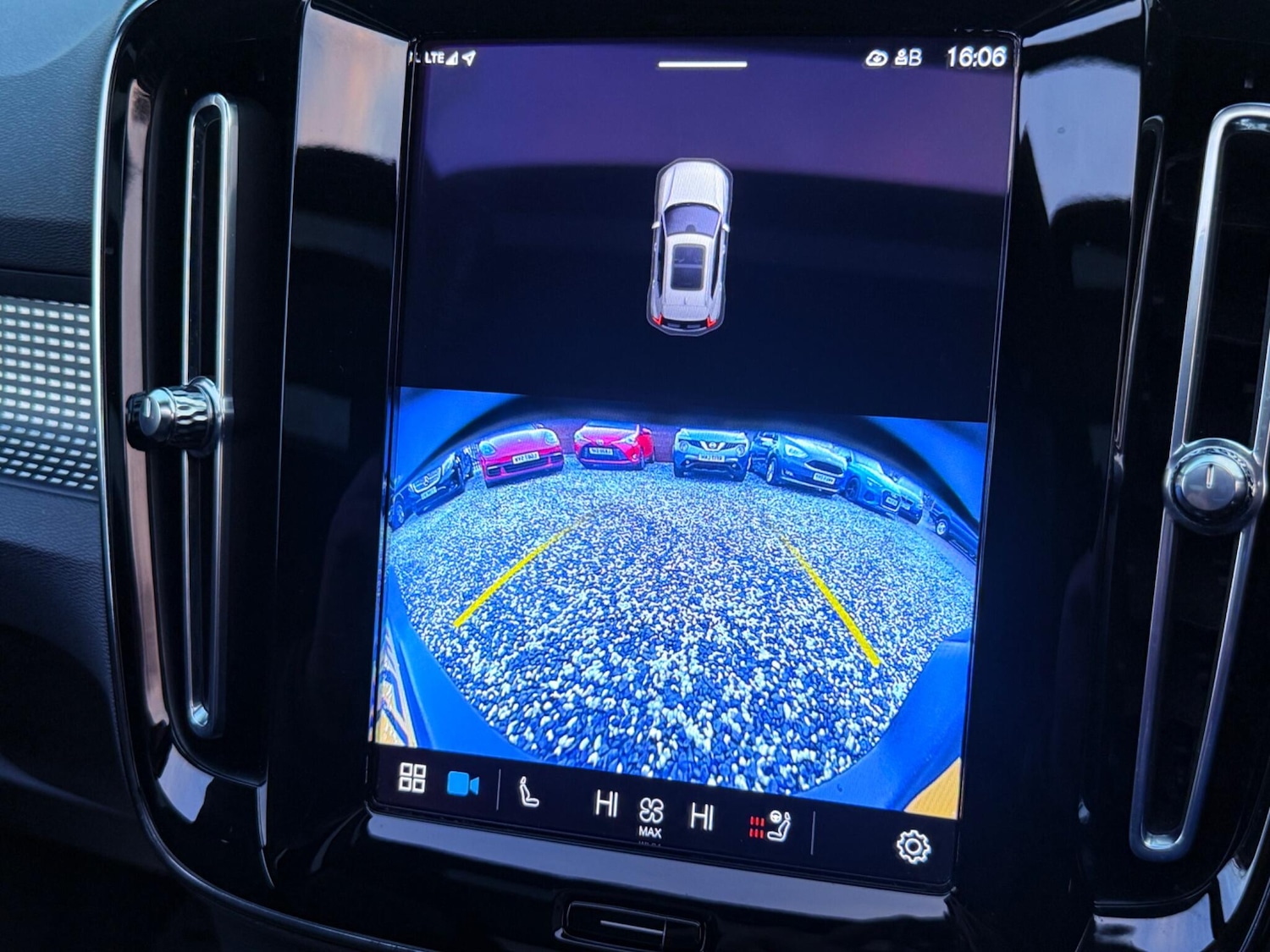 Used Volvo XC40 2021 for sale - 77278728: Photo 76