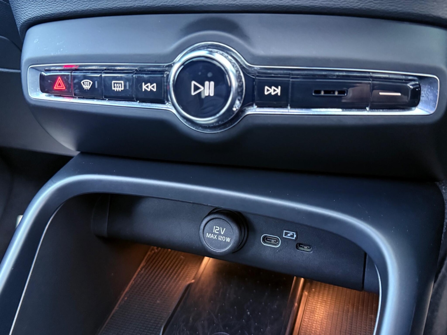 Used Volvo XC40 2021 for sale - 77278728: Photo 79