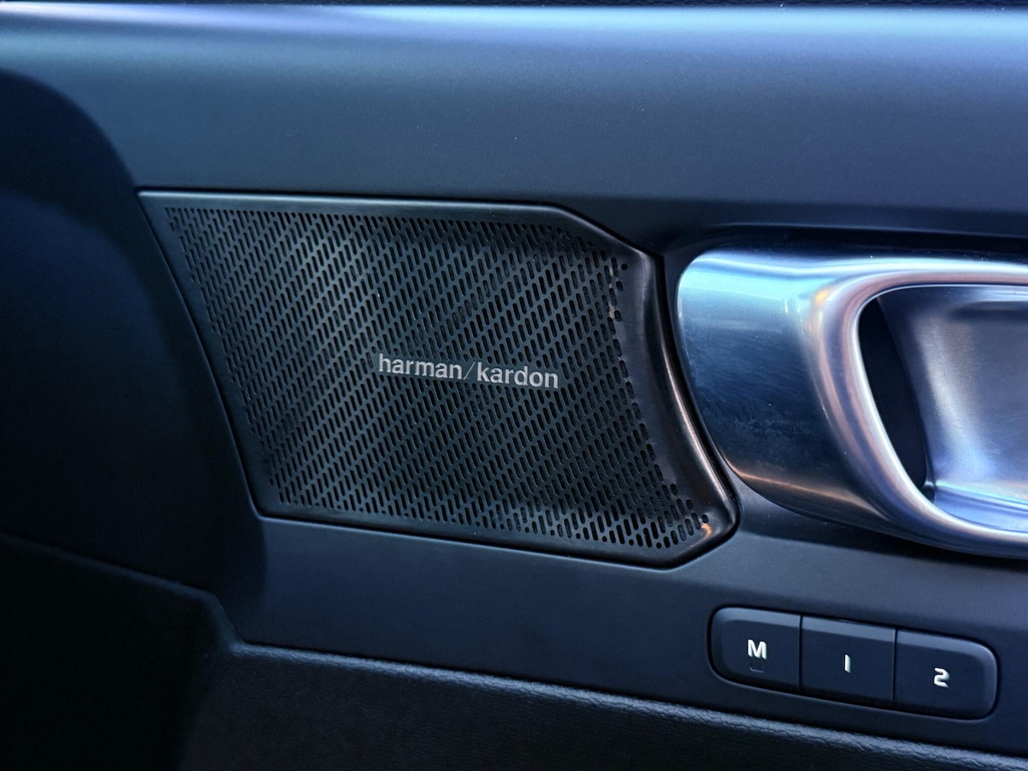 Used Volvo XC40 2021 for sale - 77278728: Photo 87