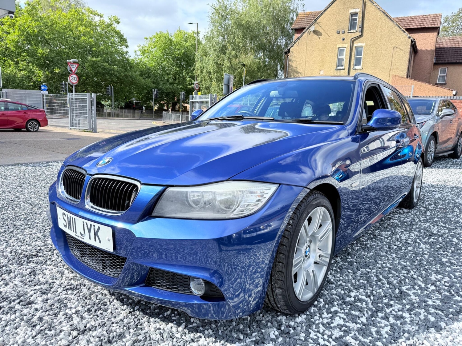 Used BMW 3 Series 2011 for sale - 76457782: Photo 15