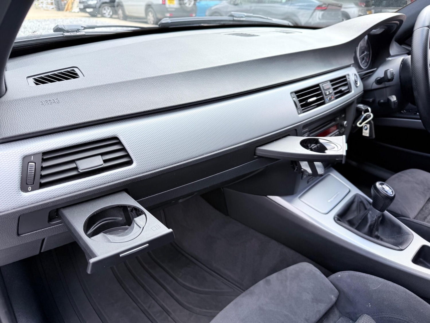 Used BMW 3 Series 2011 for sale - 76457782: Photo 34