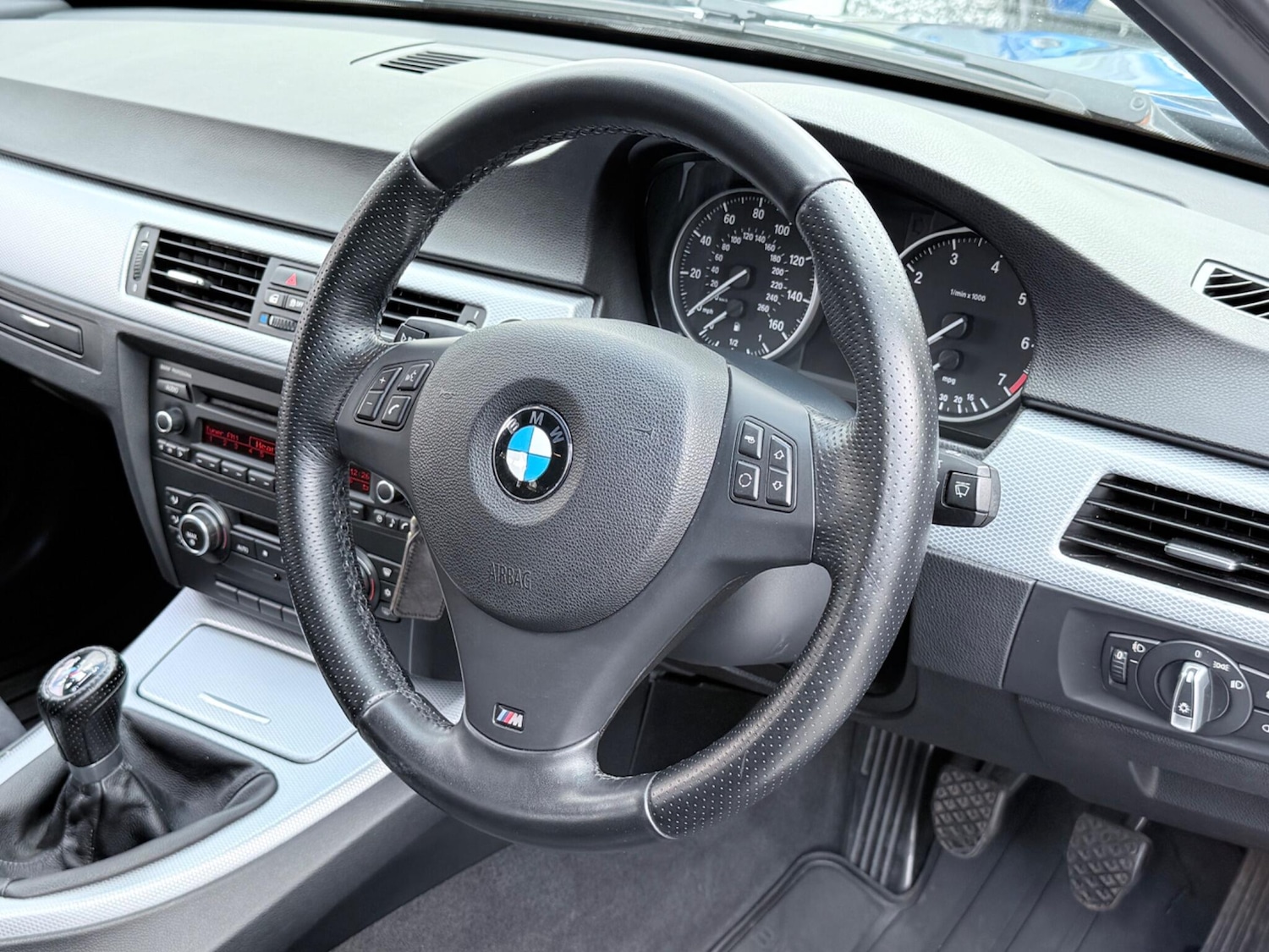 Used BMW 3 Series 2011 for sale - 76457782: Photo 47