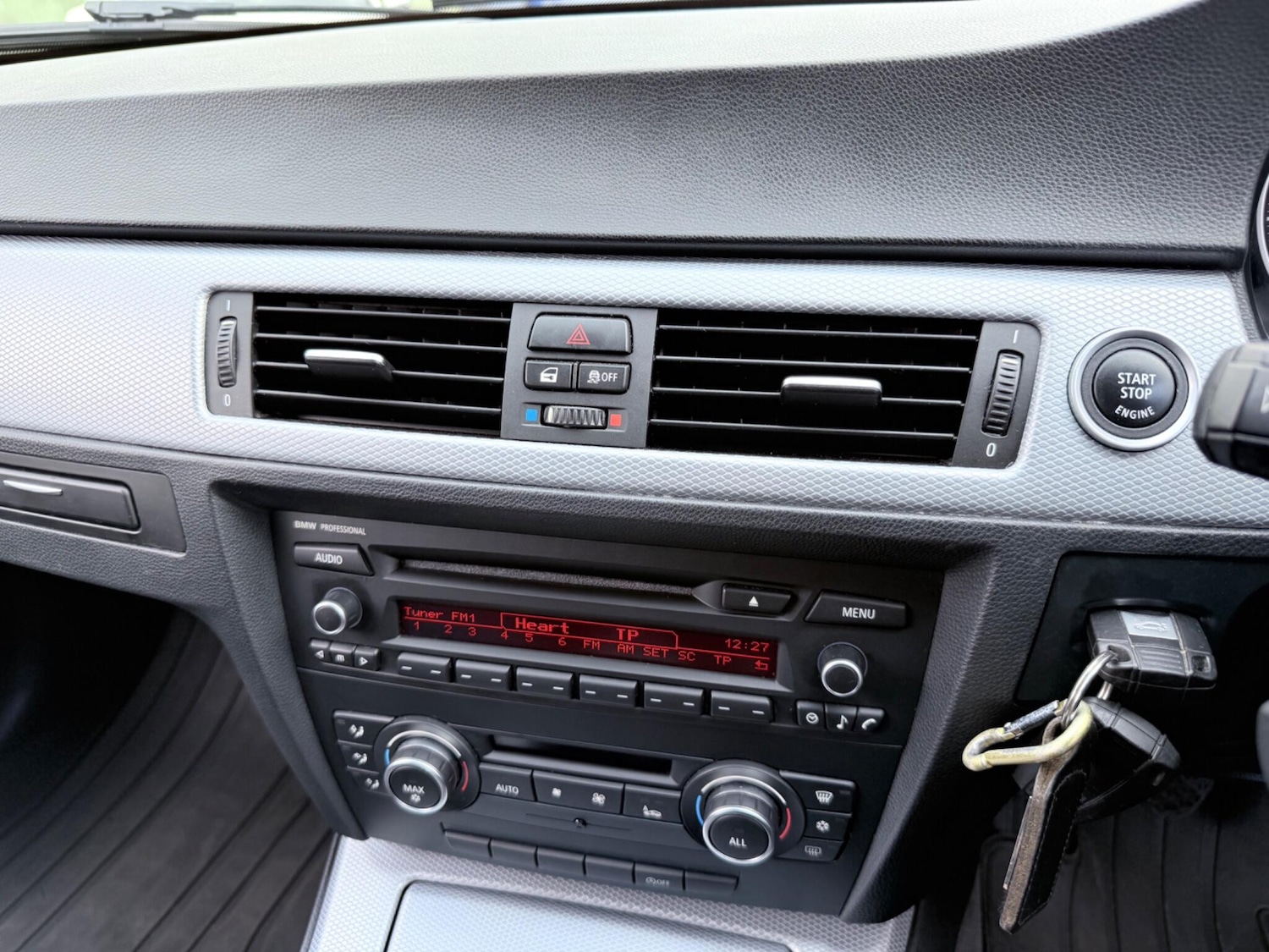 Used BMW 3 Series 2011 for sale - 76457782: Photo 53