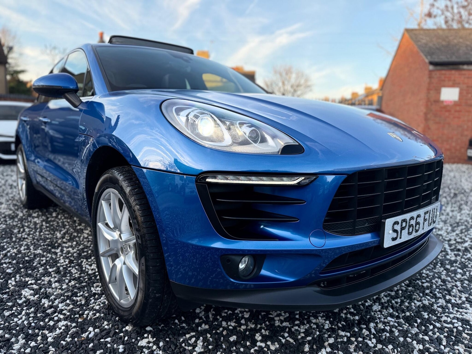 Used Porsche Macan 2016 for sale - 76658530: Photo 14