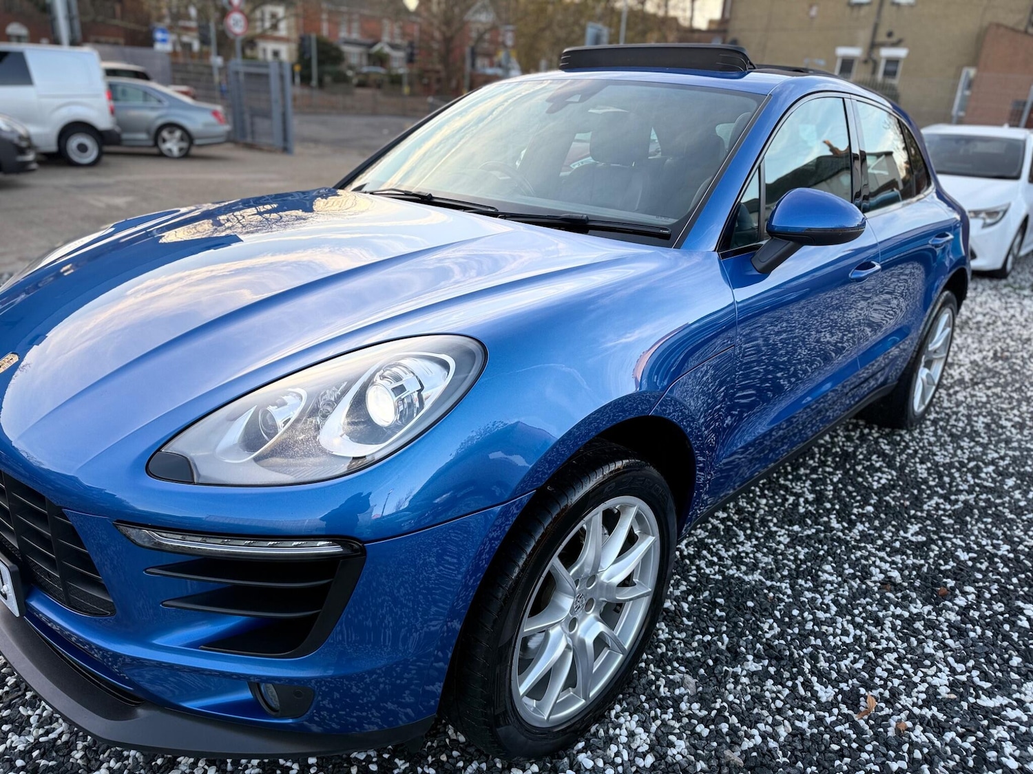 Used Porsche Macan 2016 for sale - 76658530: Photo 19