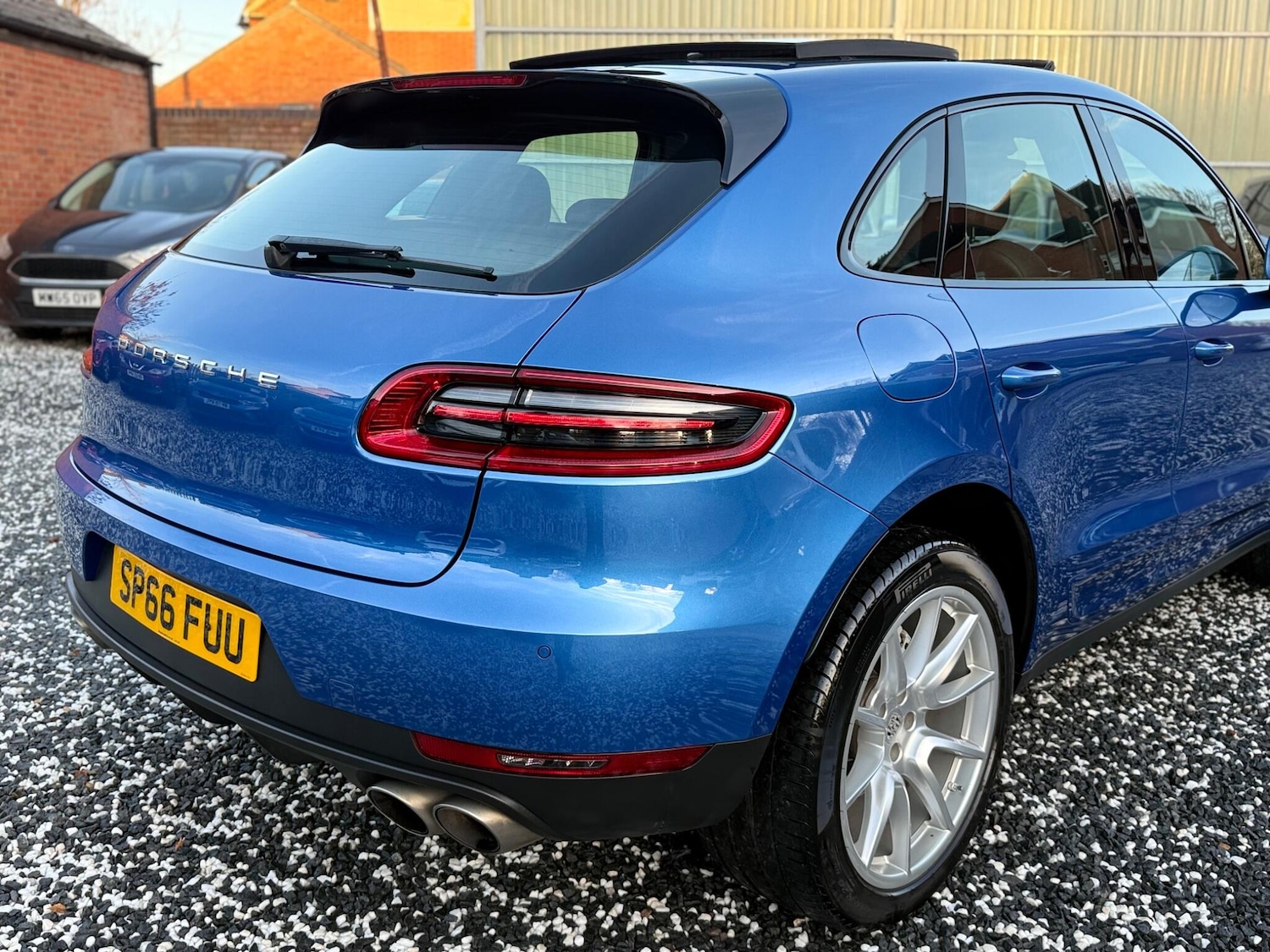 Used Porsche Macan 2016 for sale - 76658530: Photo 24