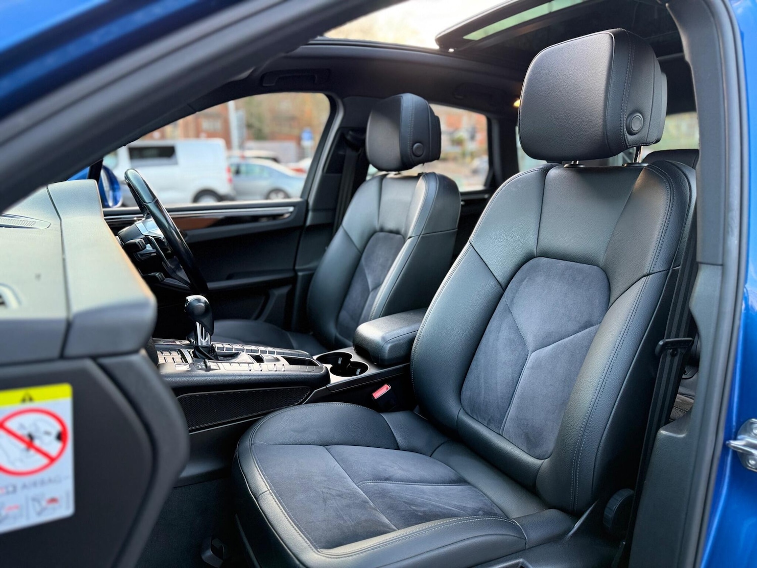 Used Porsche Macan 2016 for sale - 76658530: Photo 42