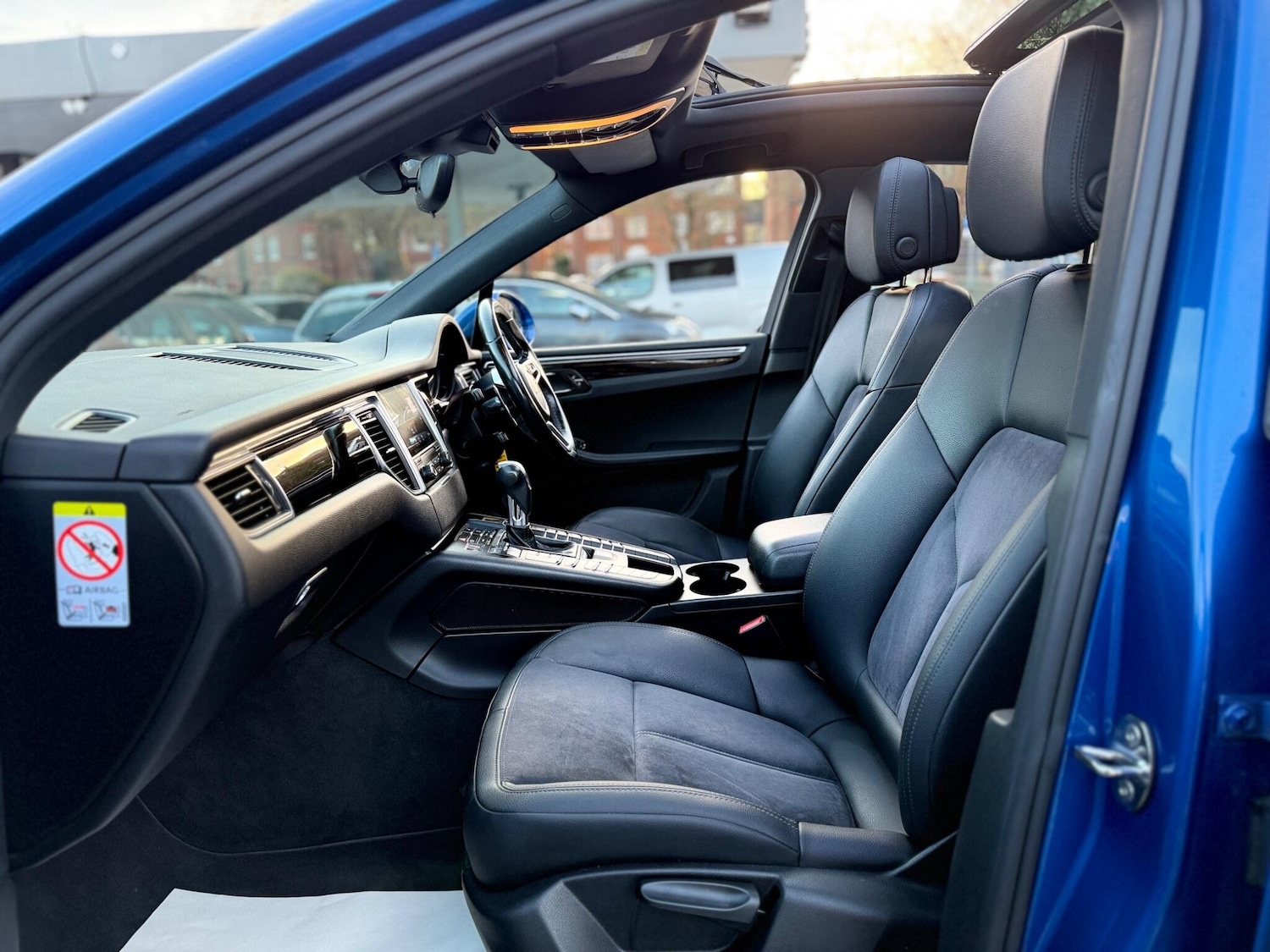 Used Porsche Macan 2016 for sale - 76658530: Photo 43