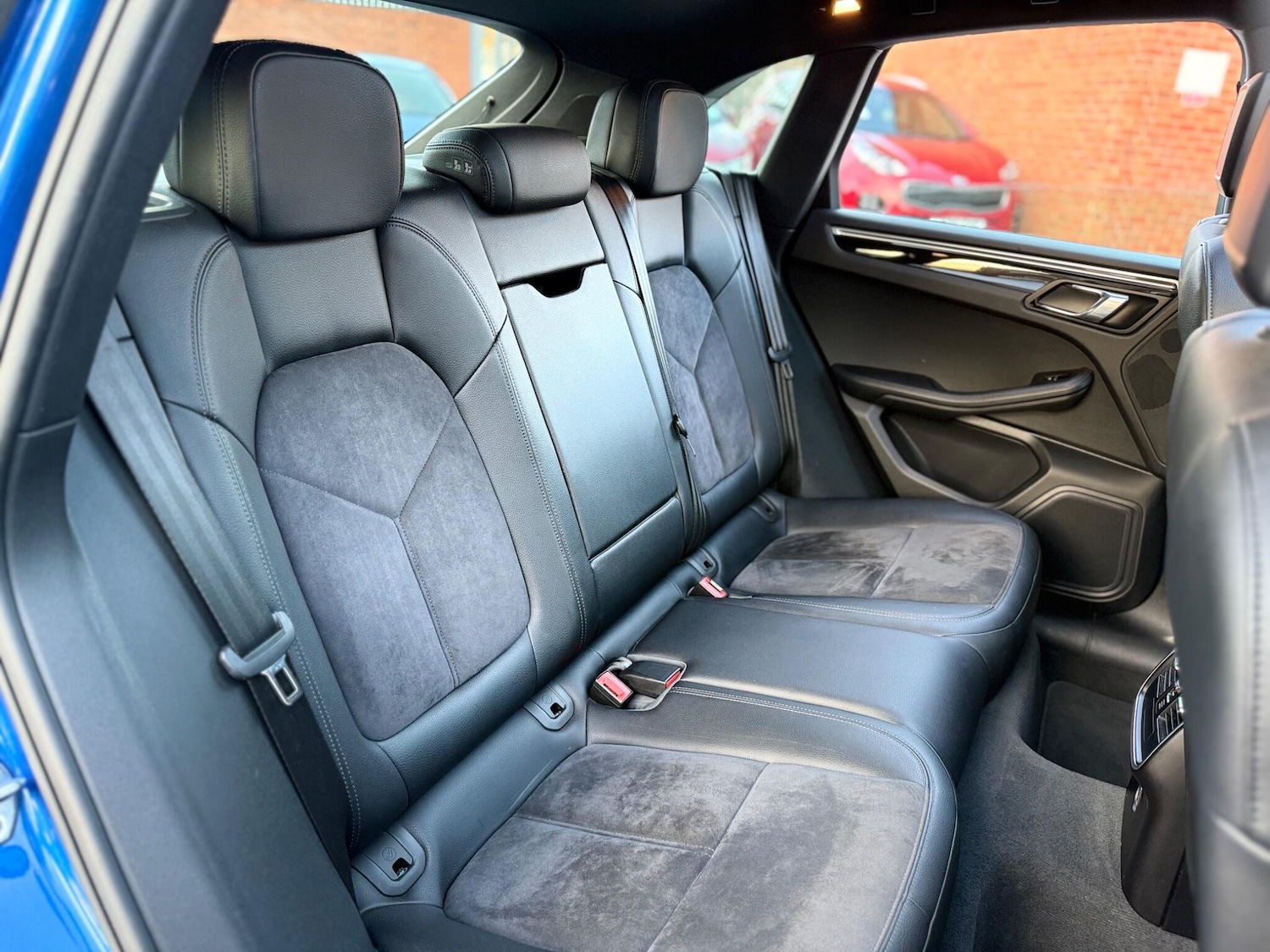 Used Porsche Macan 2016 for sale - 76658530: Photo 54