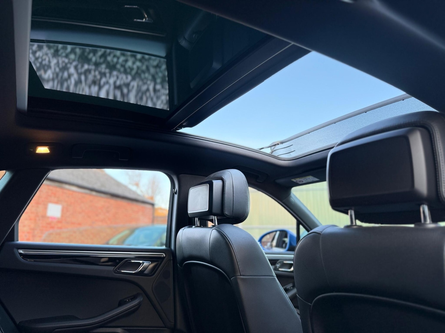 Used Porsche Macan 2016 for sale - 76658530: Photo 57