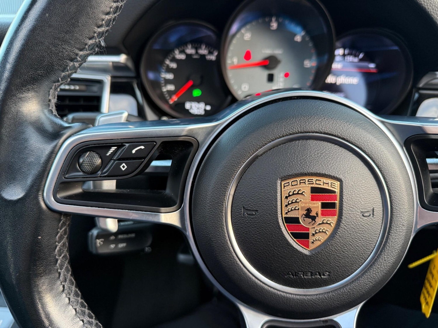 Used Porsche Macan 2016 for sale - 76658530: Photo 66