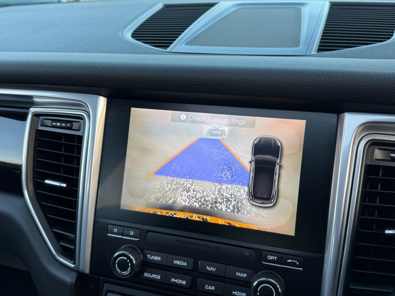 Used Porsche Macan 2016 for sale - 76658530: Photo 70