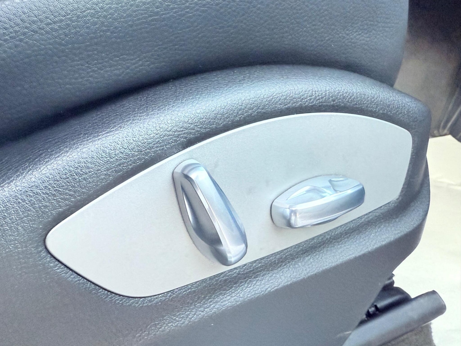 Used Porsche Macan 2016 for sale - 76658530: Photo 79