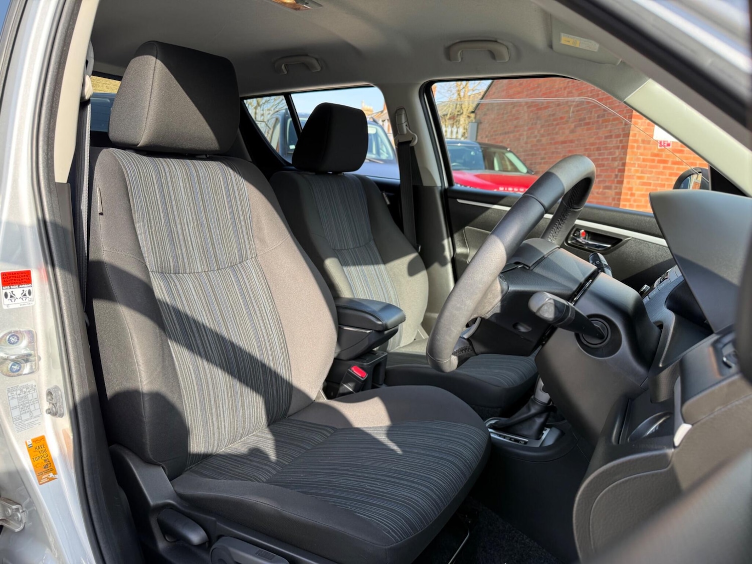 Used Suzuki Swift 2014 for sale - 77723522: Photo 28