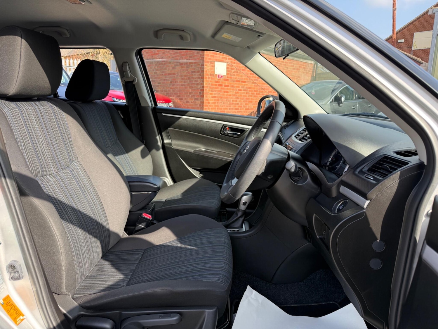 Used Suzuki Swift 2014 for sale - 77723522: Photo 29